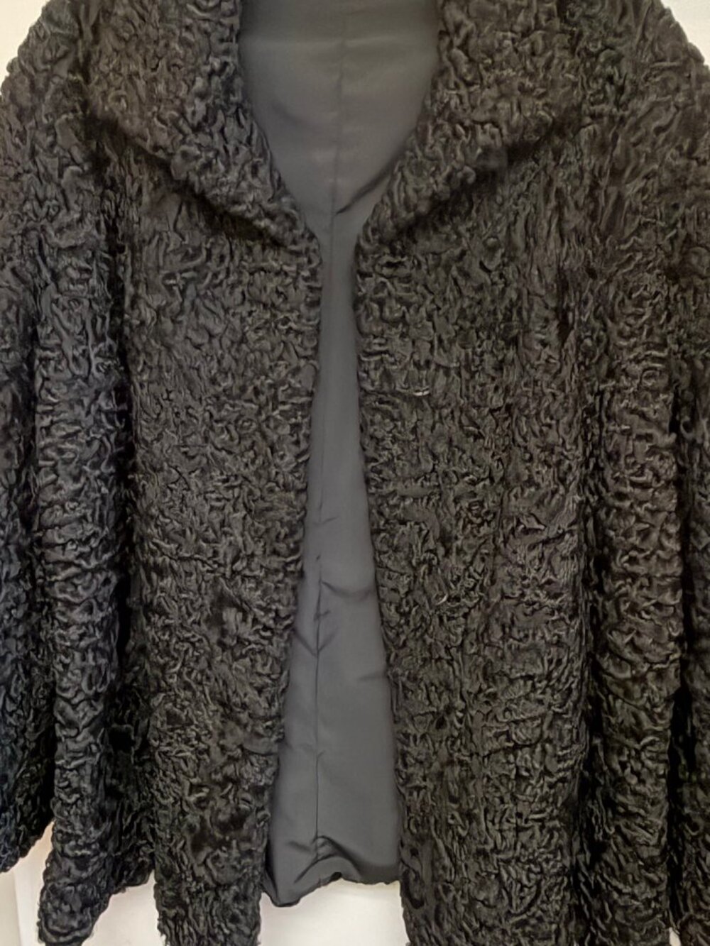 Vintage Black Genuine Persian Lamb Fur Coat Women’s Medium